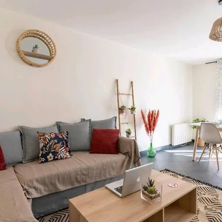 L'atrium Hyper Centre Pour Rejoindre Geneve Apartman Saint-Julien-en-Genevois