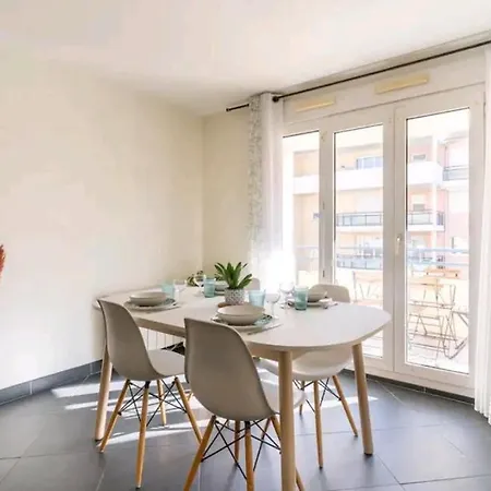 L'atrium Hyper Centre Pour Rejoindre Geneve Appartement